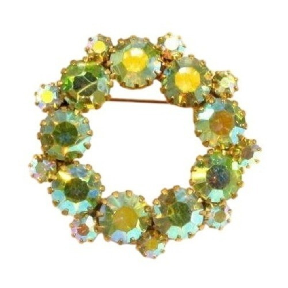Vintage Green Aurora Borealis‎ Rhinestone Gold Plated Wreath Brooch Pin